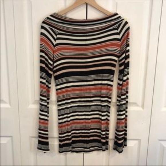 Free People Long sleeve Ribbed Top Size Medium - Picture 2 of 6
